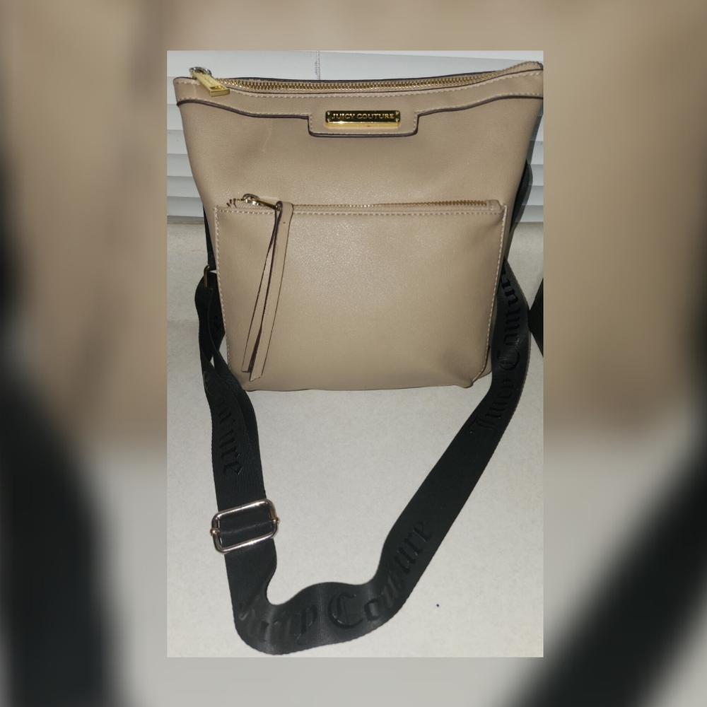 DEAL OF THE DAY Juicy Couture Beige Faux Leather Crossbody Bag
